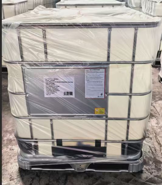 1000 kg IBC tote prepared for export